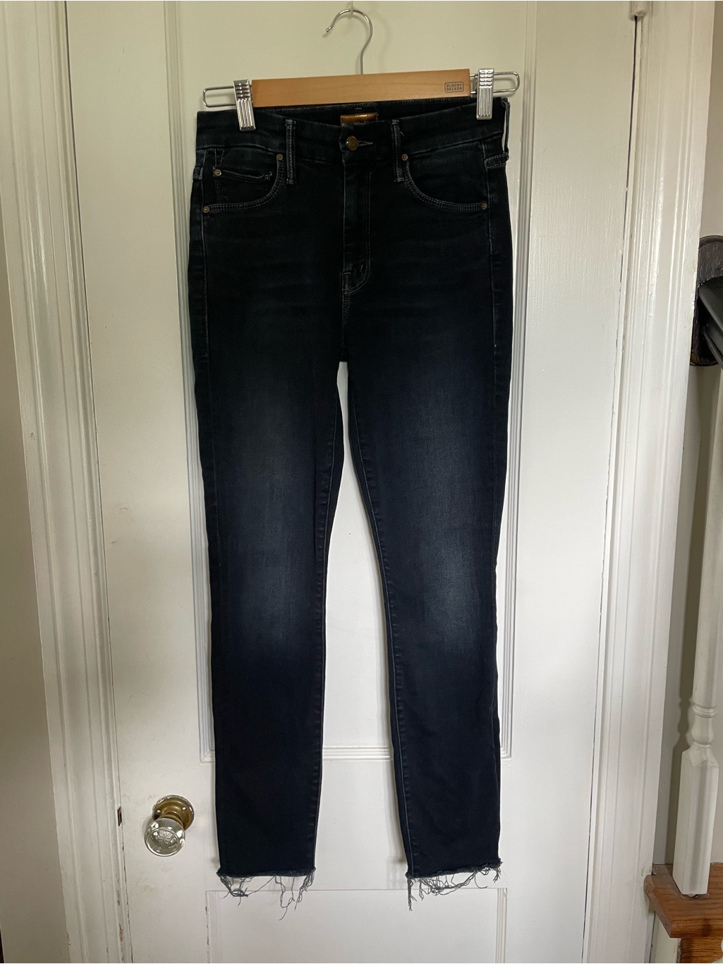 Mother The Looker Ankle Fray Jeans In Coffee Tea Or Me Size 24